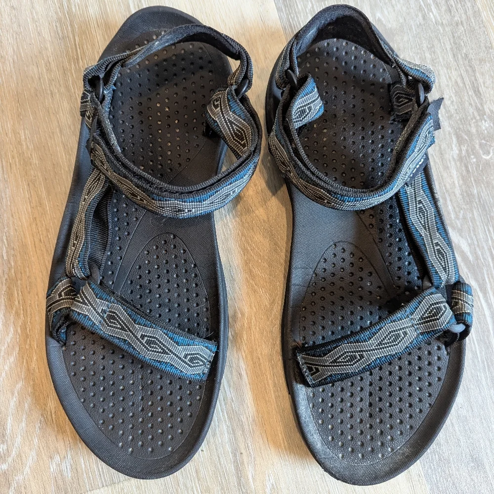Teva Size 11 Blue and Black Sandals Versatile Outdoor‎ Comfort